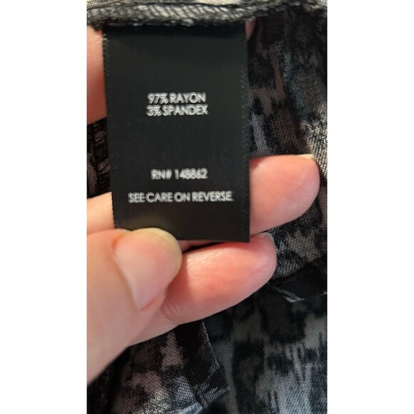 Torrid 0X Large Black Leopard Animal Print Lace-Up Blouse NWT Travel Work Chic - Picture 11 of 11